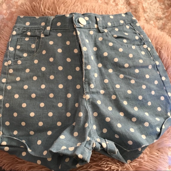 High waisted shorts - Picture 1 of 3